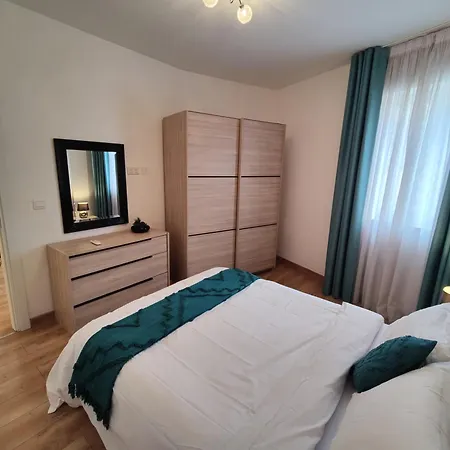 Modern 2 Bedroom سليمة