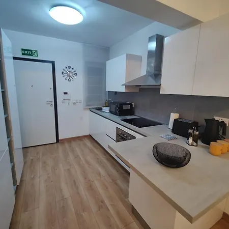 Apartament Modern 2 Bedroom *